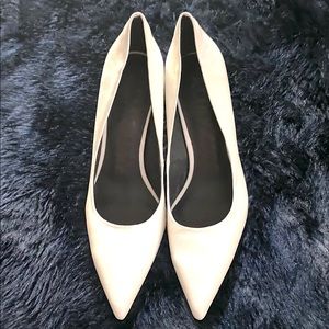 Alias Mae size 38 white leather heel